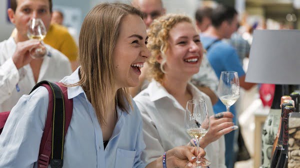 Ladies enjoying Cambridge Wine Fair
